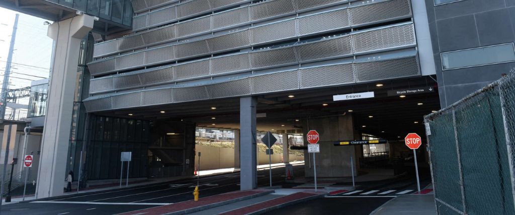 Rates of Parking Slot at Stamford Amtrak Station  