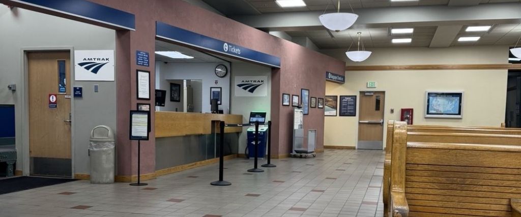 Van Nuys Amtrak Station Ticket Office