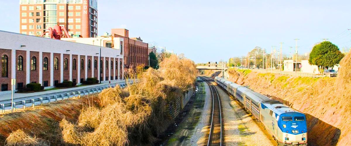 Carolinian Train Route – Stops, Schedules & Amenities