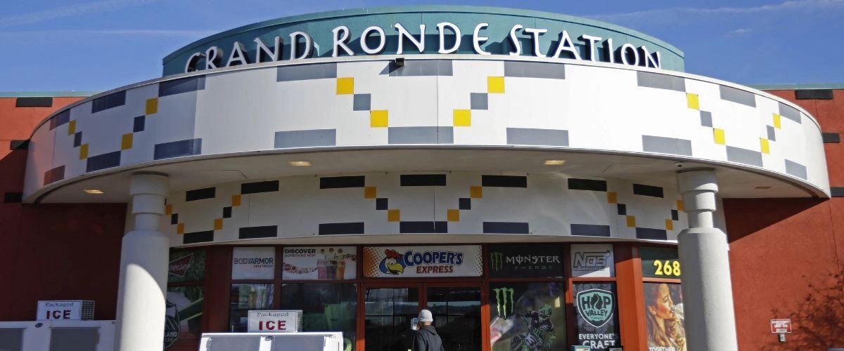 Grand Ronde Amtrak Station – GRC