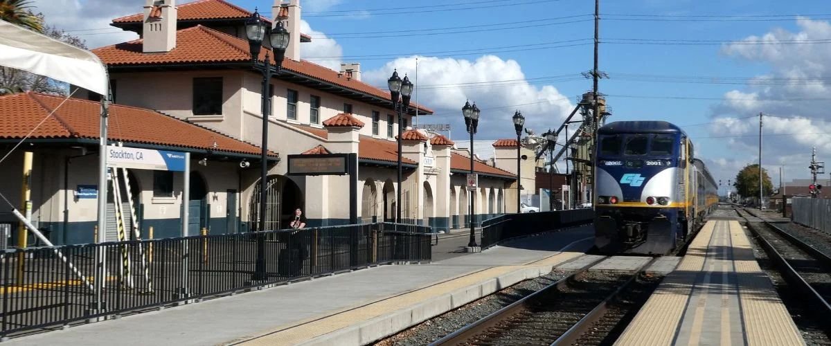Stockton, CA – Robert J. Cabral Station – SKT